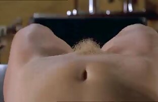 Cong brunette trường đại học cô gái xxxvideo phim sex Daya Layne được cô ấy chật âm đạo đập với một cứng vòi nước